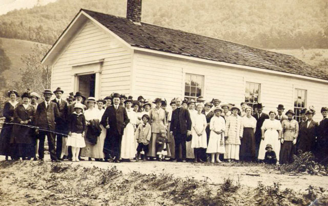 Horton church Group 1904