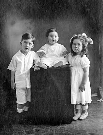 Francis, Martha & Louise Paternoster